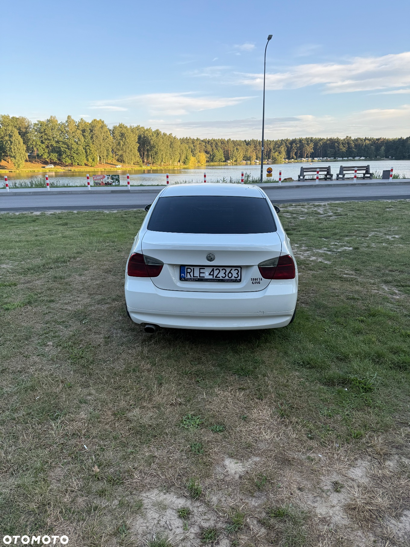 BMW Seria 3 318i - 5