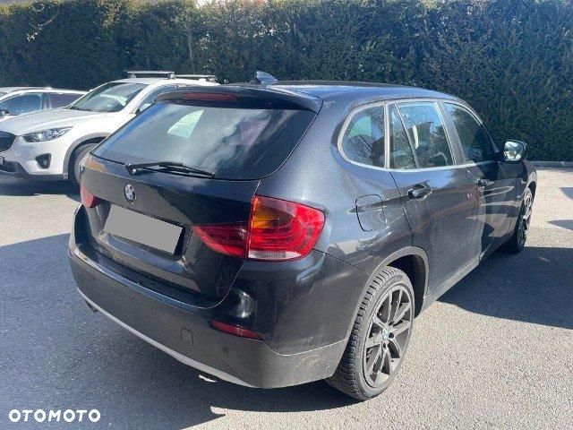 BMW X1 - 1
