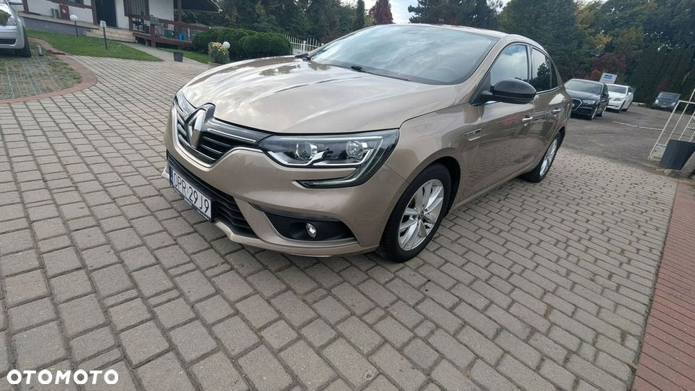 Renault Megane 2018 photo 2