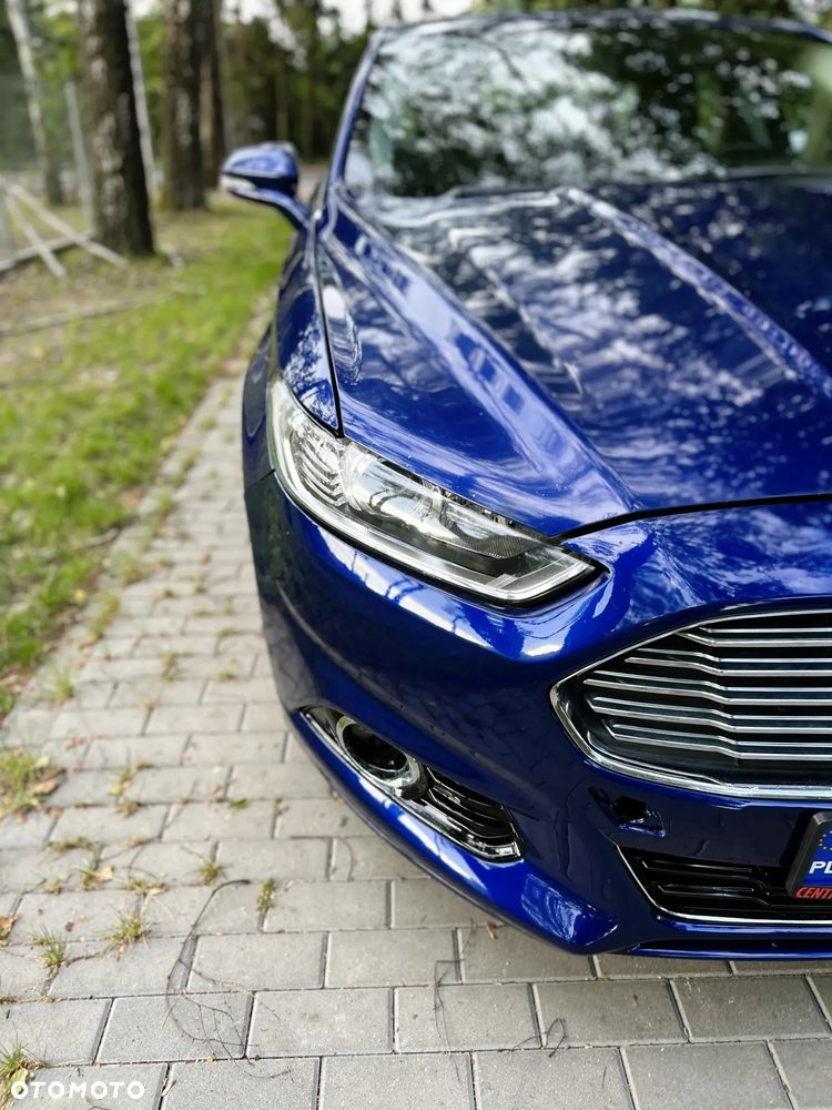 Ford Fusion - 30