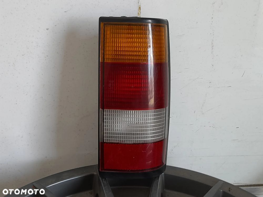 Lampa prawy tył Opel Kadett D Frankani 53302R6 - 1