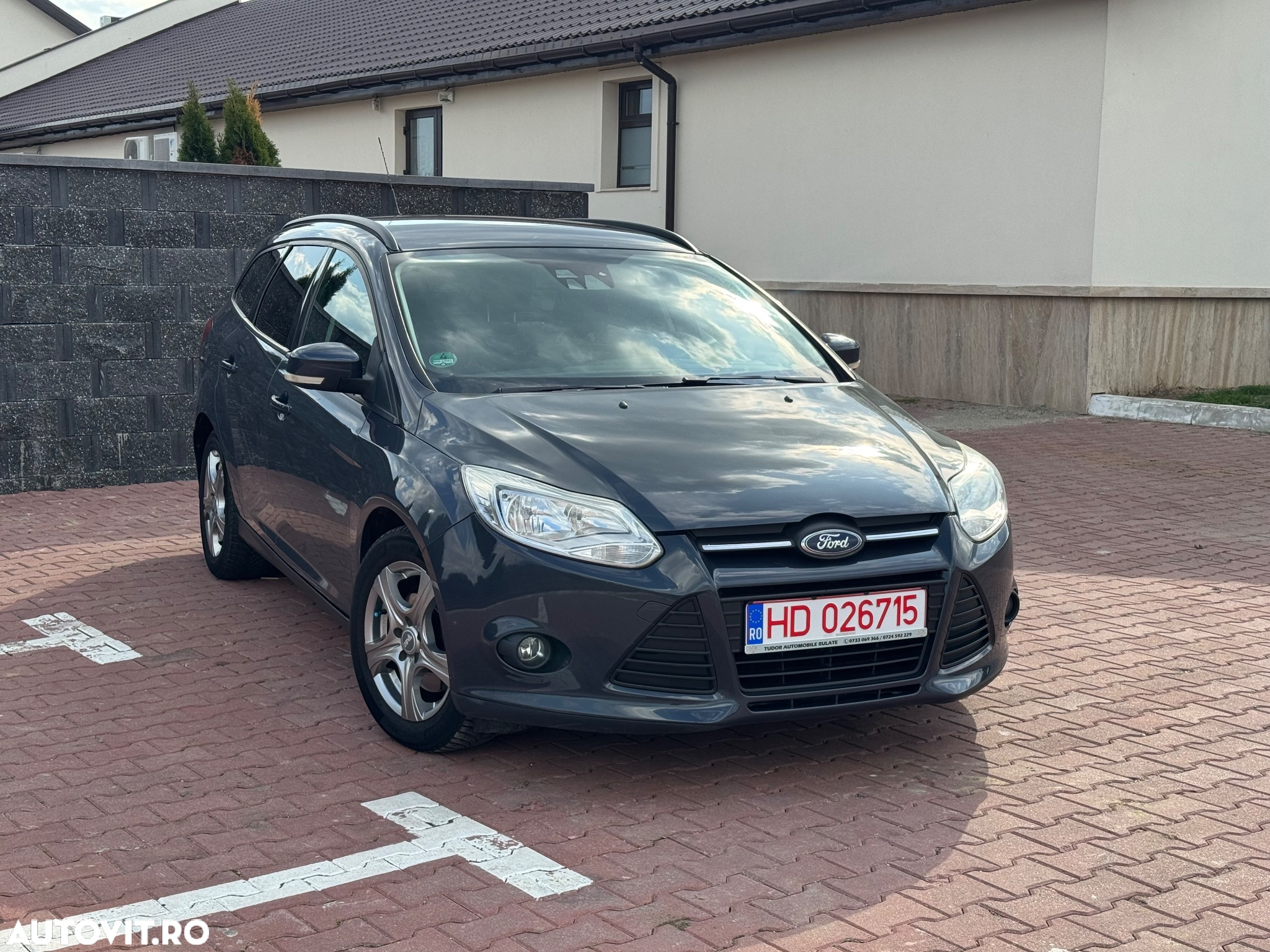 Ford Focus 1.6 TDCi DPF Start-Stopp-System Champions Edition - 35