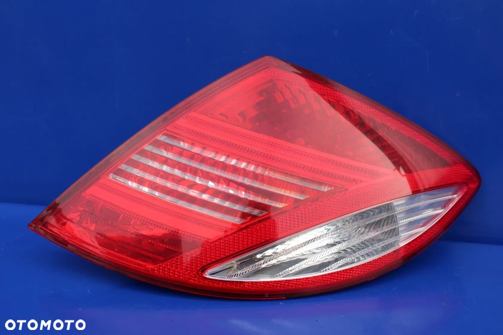 Lampa tył prawy lewy tylna prawa lewa OE Mercedes CL CL63 AMG W216 C216 A2168200264 A2168200164 - 10