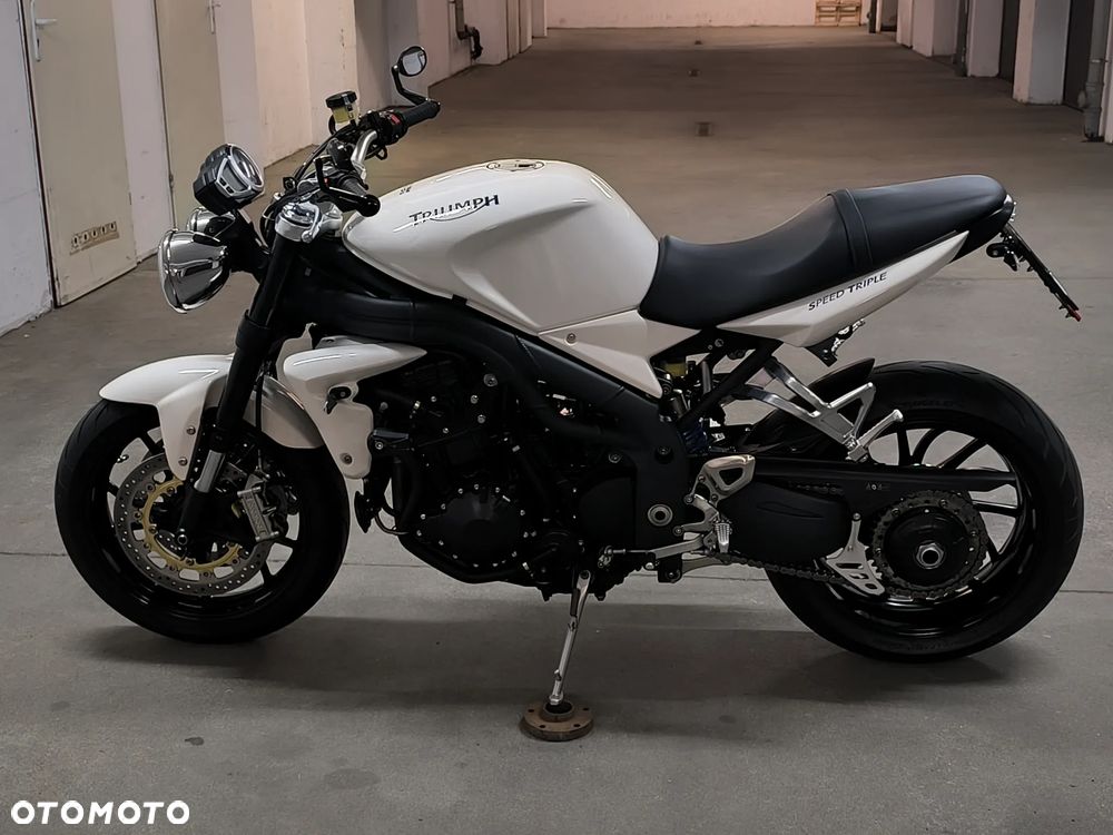 Triumph Speed Triple - 16