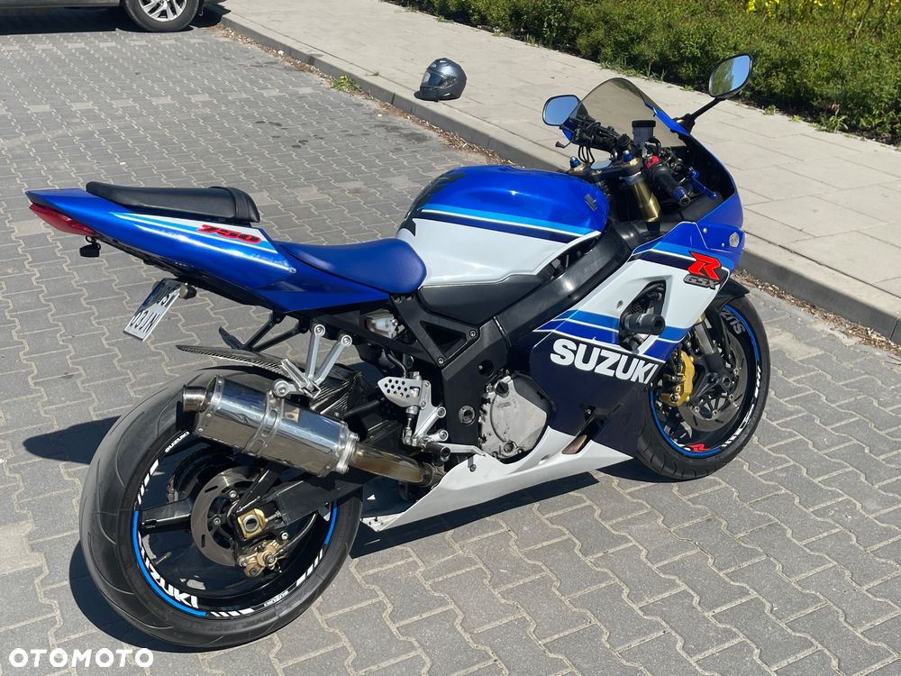 Suzuki GSX-R - 4