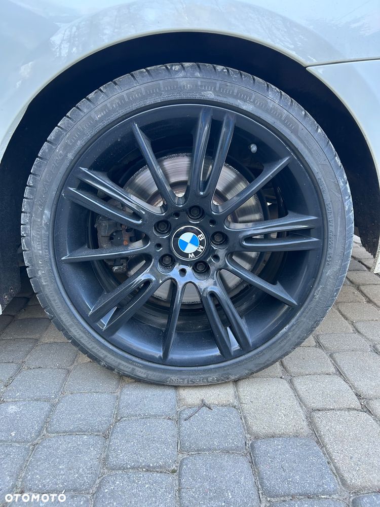 BMW Seria 3 330d xDrive M Sport Edition - 15