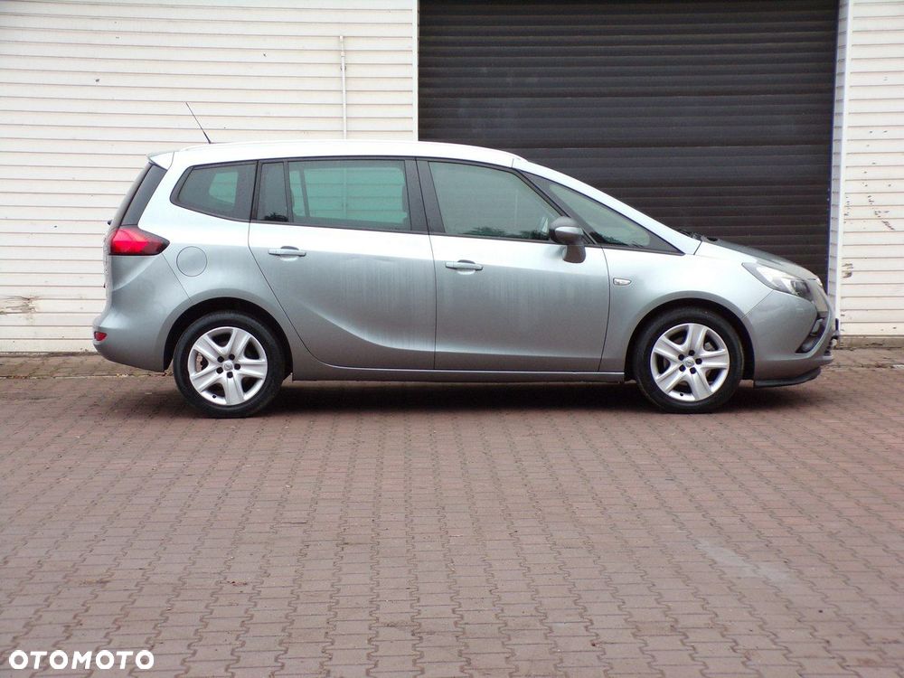 Opel Zafira - 4