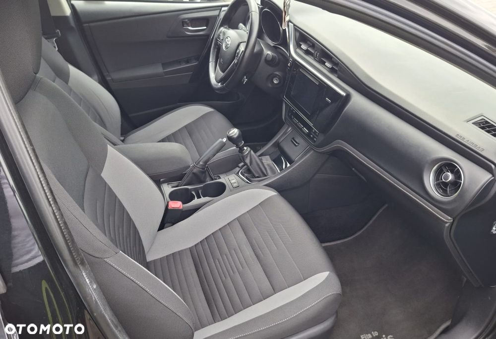 Toyota Auris 1.6 D-4D Comfort - 18
