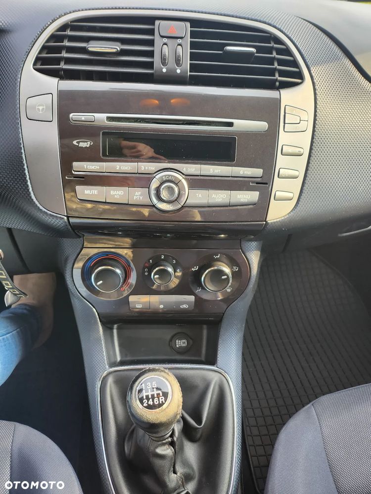 Fiat Bravo 1.4 16V Dynamic - 8