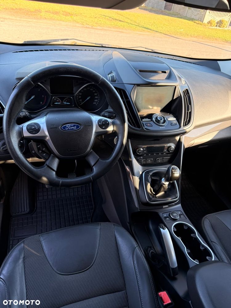 Ford Kuga 2.0 TDCi 4x4 Titanium - 15