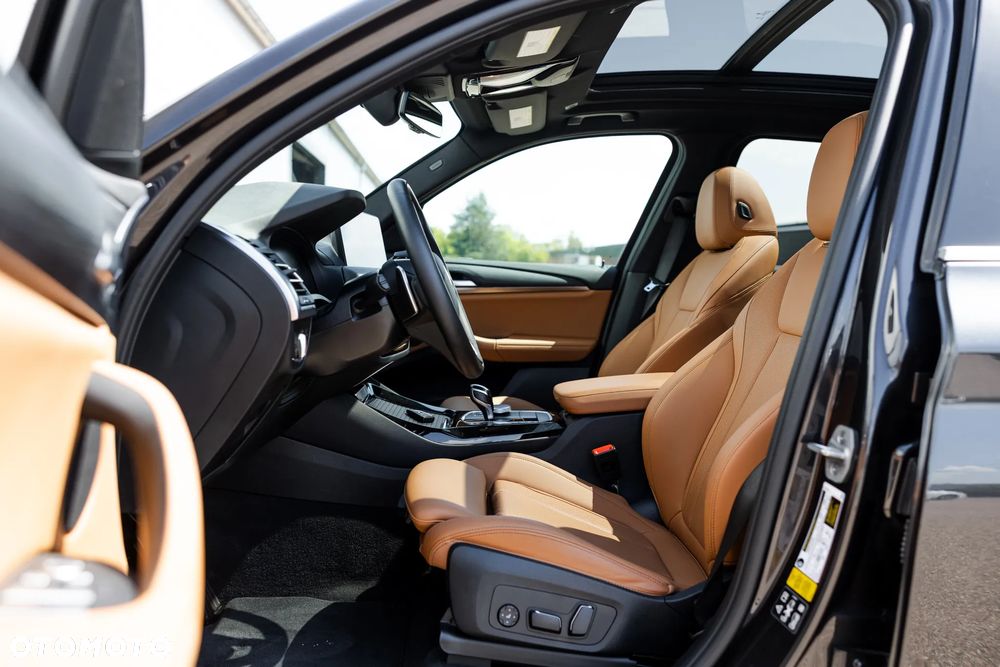 BMW X3 xDrive30i - 27