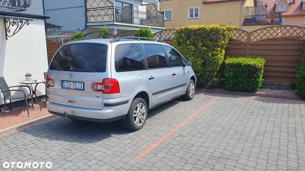 Volkswagen Sharan 1.9 TDI Comfortline - 7