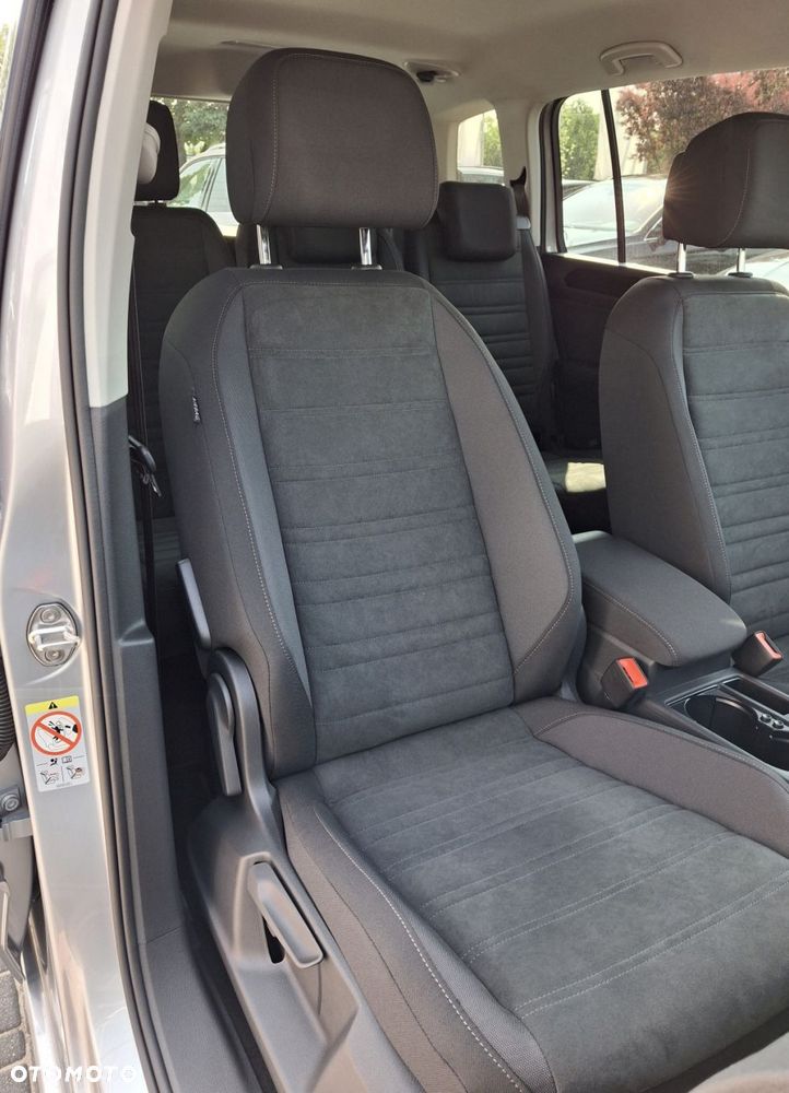 Volkswagen Touran 1.5 TSI EVO Highline DSG - 17
