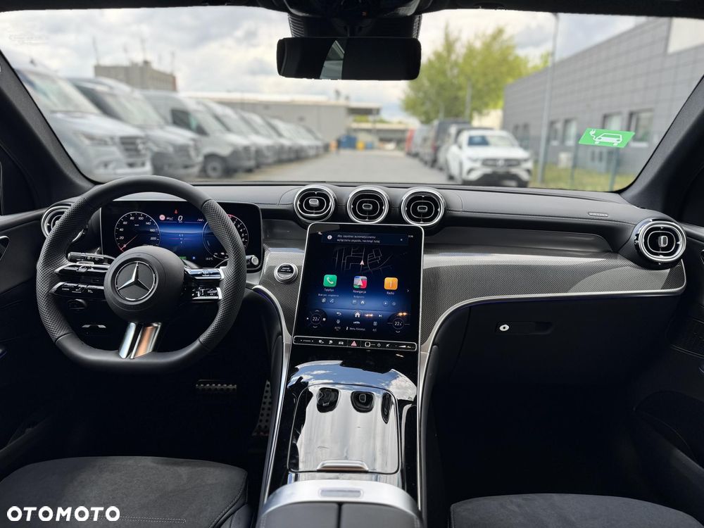 Mercedes-Benz GLC 300 e PHEV 4-Matic AMG Line - 13