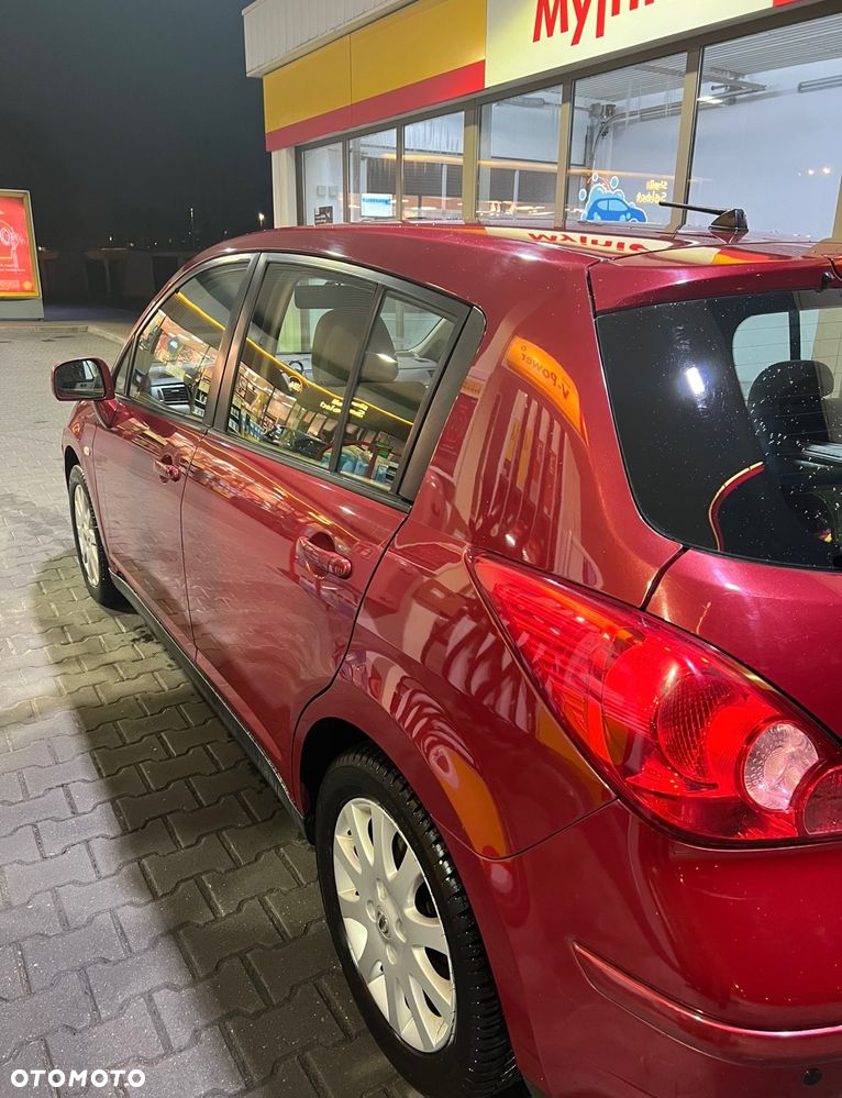 Nissan Tiida 1.6 Acenta - 8