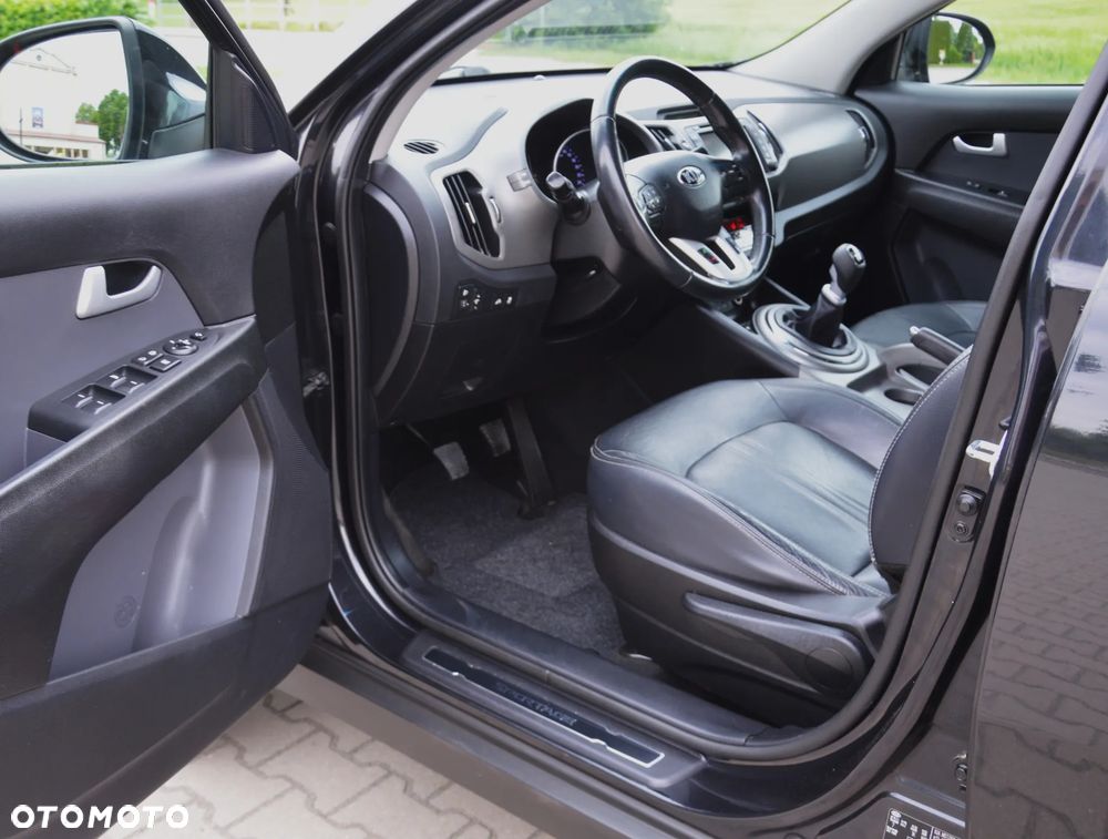 Kia Sportage - 16