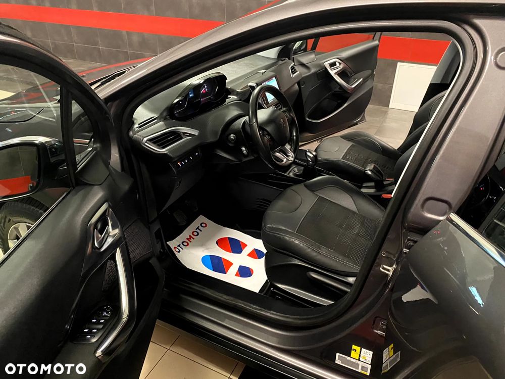Peugeot 2008 1.6 e-HDi Allure S&S - 16