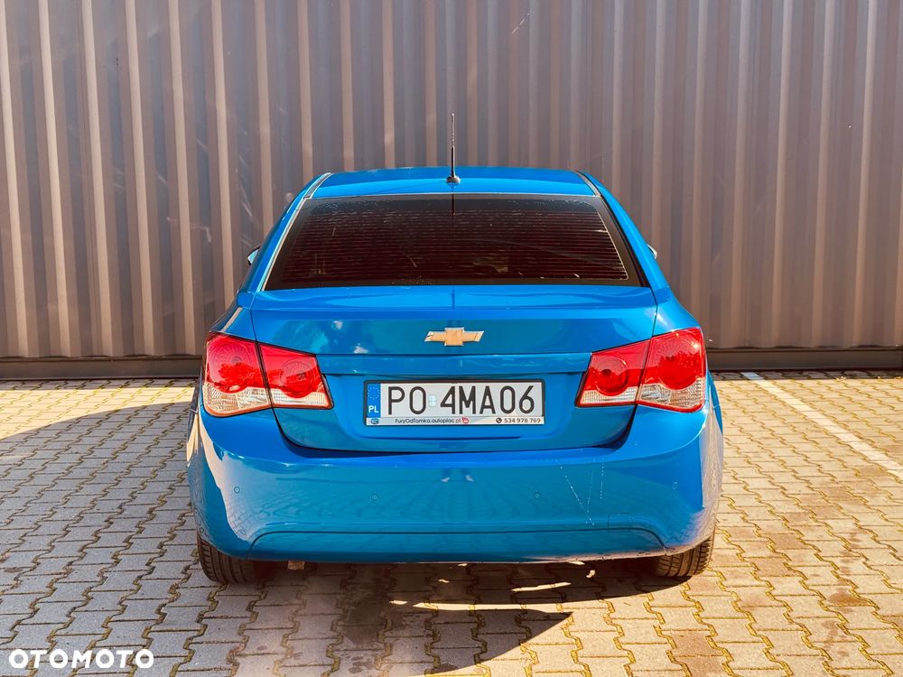 Chevrolet Cruze 2010 photo 4