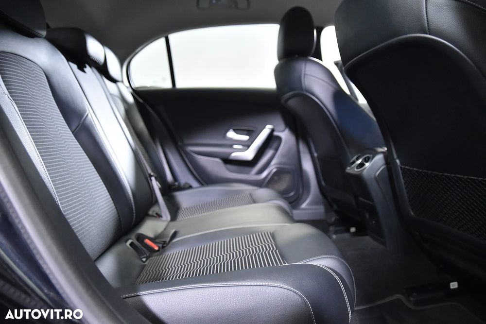 Mercedes-Benz A 200 d Aut. - 13