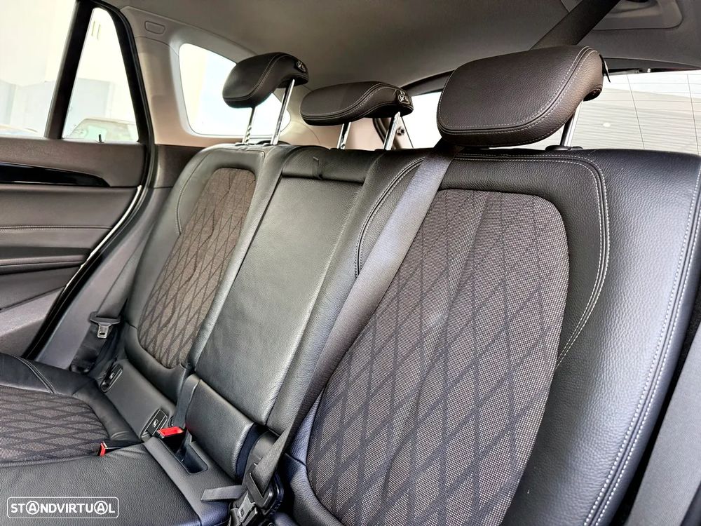 BMW X1 16 d sDrive Line Sport - 29