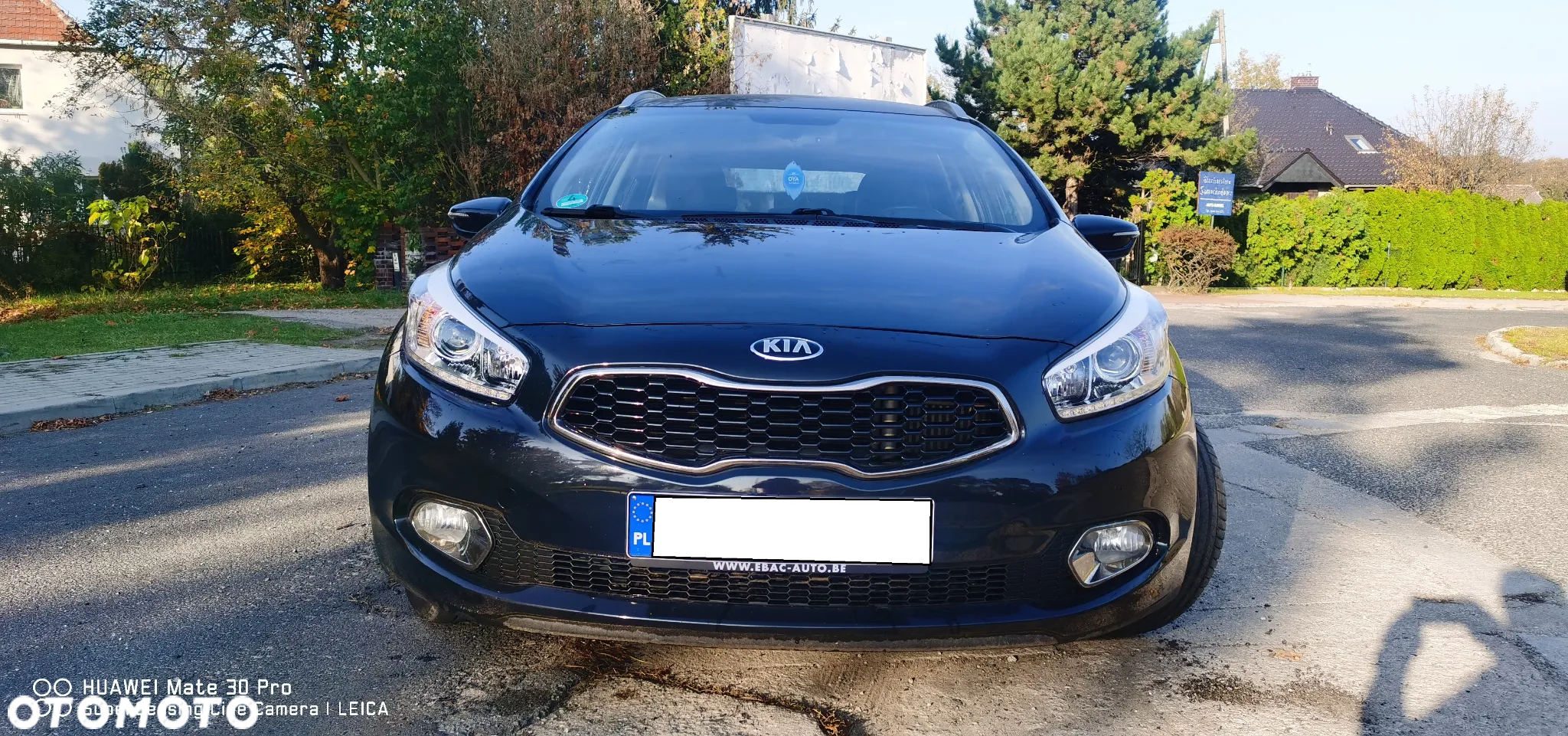 Kia Ceed 1.6 CRDi 128 ISG SW Platinum Edition - 3