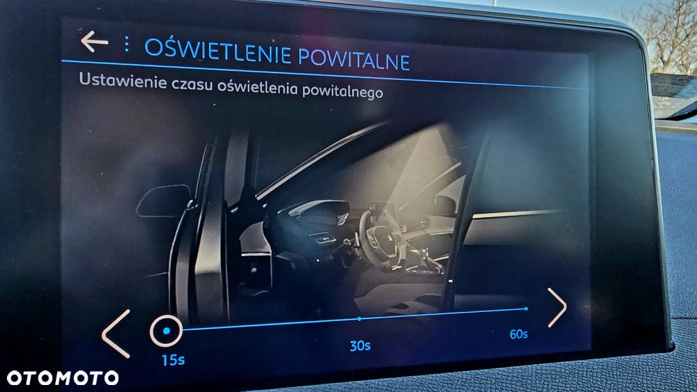 Peugeot 5008 1.6 BlueHDI Allure S&S EAT6 - 33