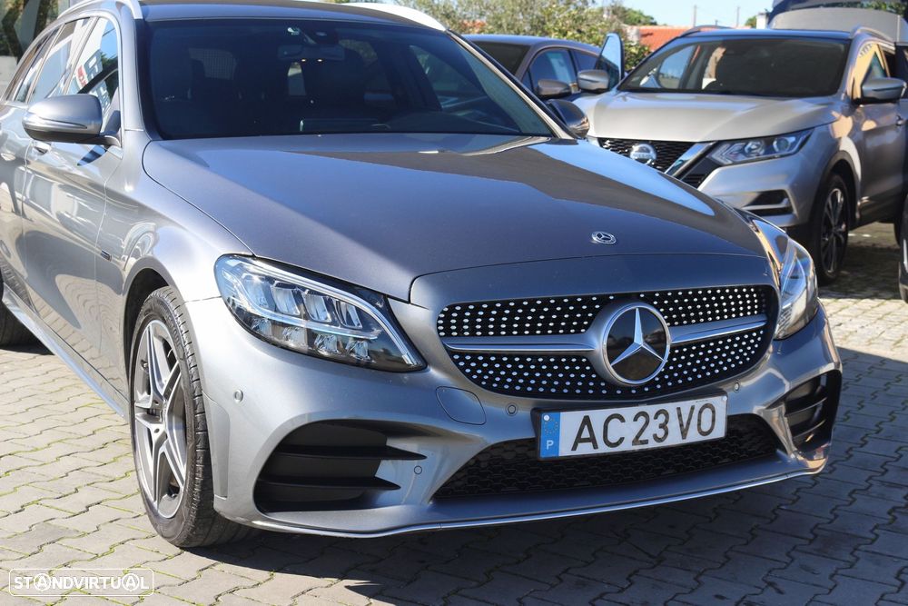 Mercedes-Benz C 300 de AMG Line - 4