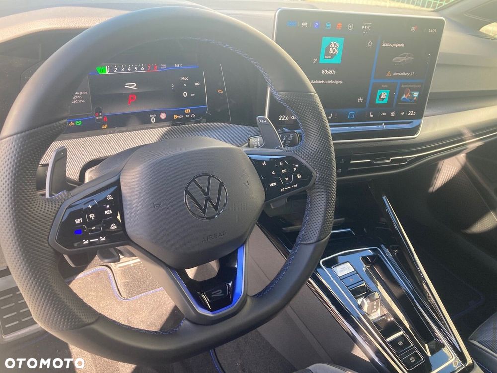 Volkswagen Golf - 11