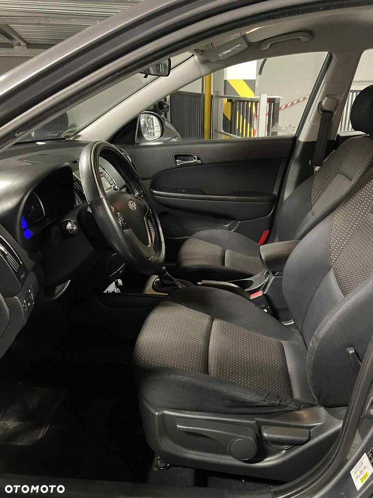 Hyundai i30 1.6 CRDi Comfort - 5