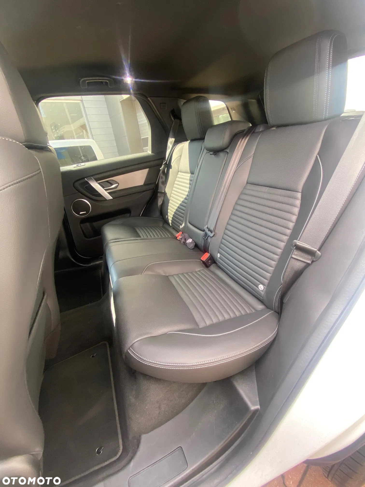 Land Rover Discovery Sport - 14