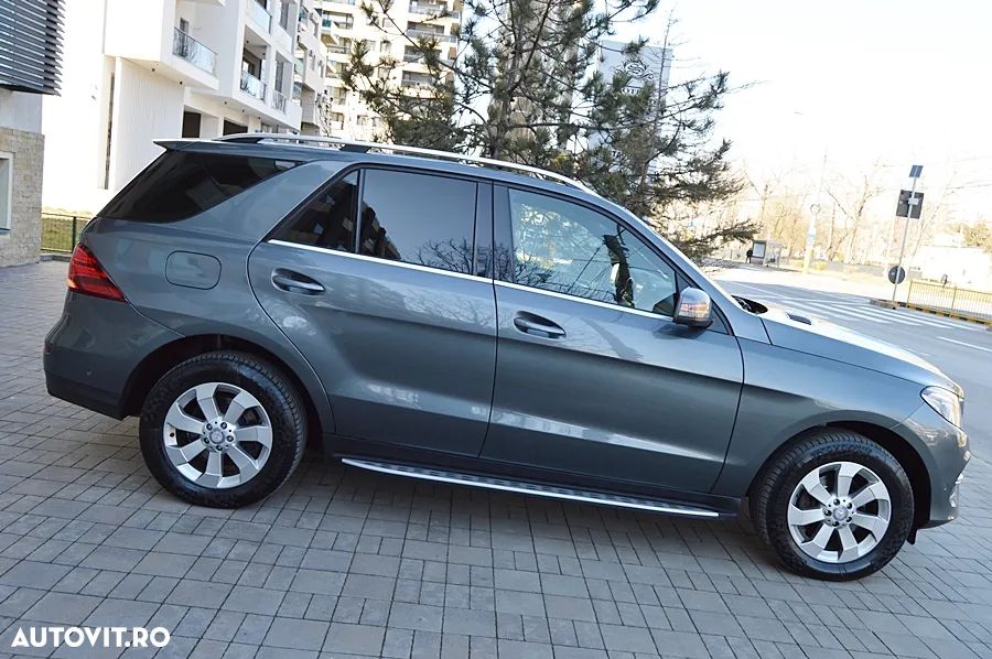 Mercedes-Benz GLE - 29