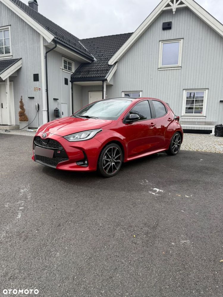 Toyota Yaris Hybrid 1.5 GR Sport - 4