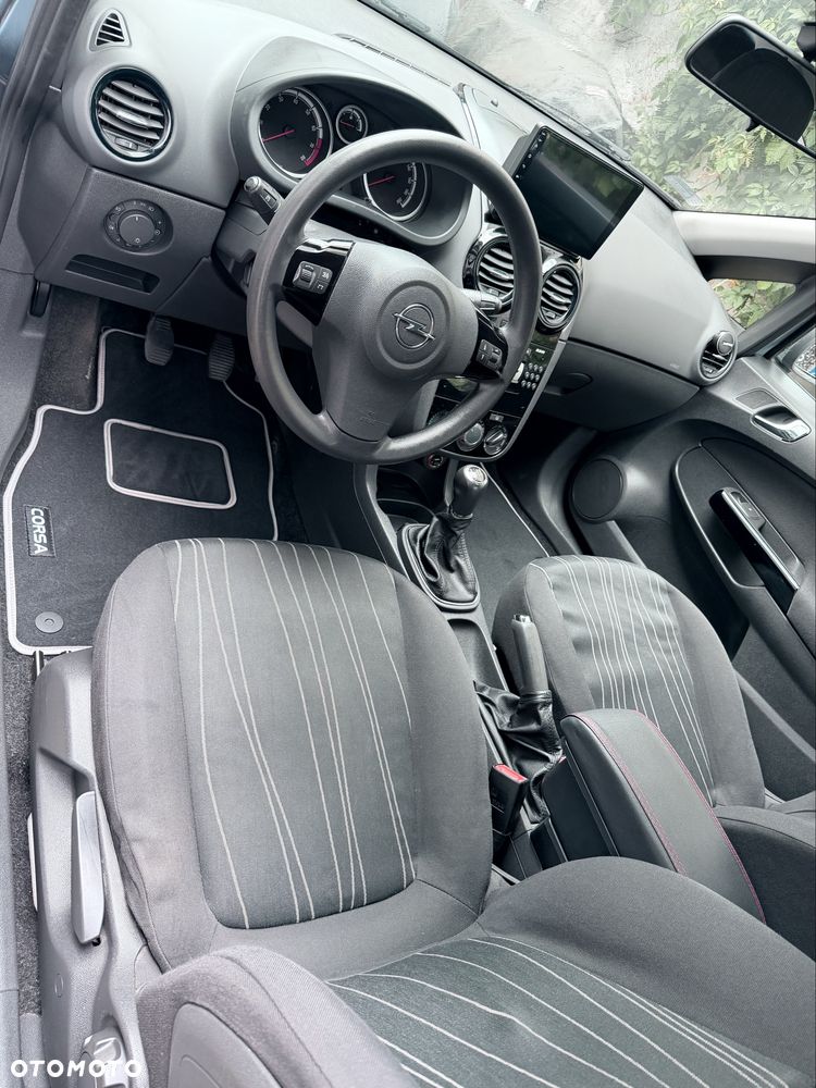 Opel Corsa - 3