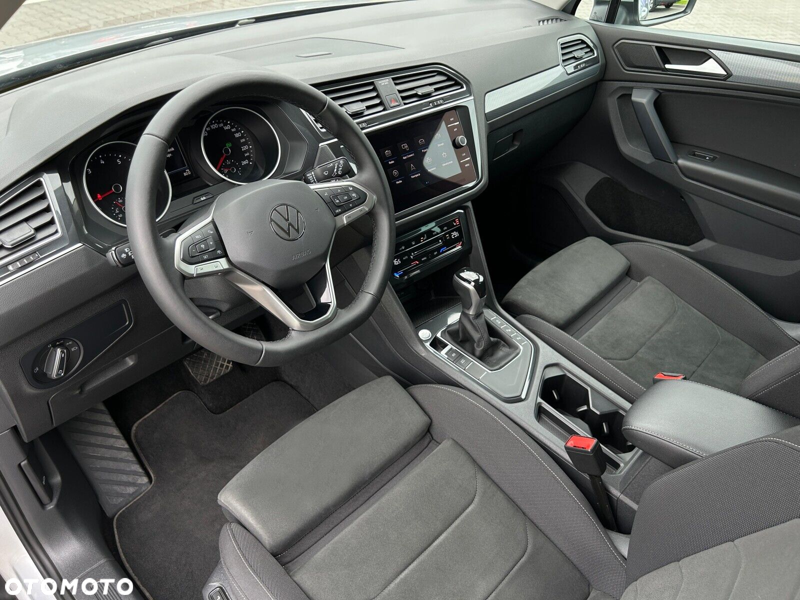 Volkswagen Tiguan 1.5 TSI EVO Life DSG - 8