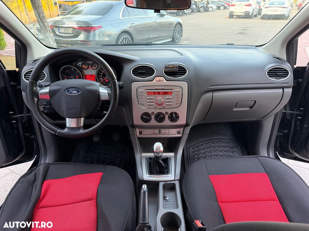 Ford Focus - 15