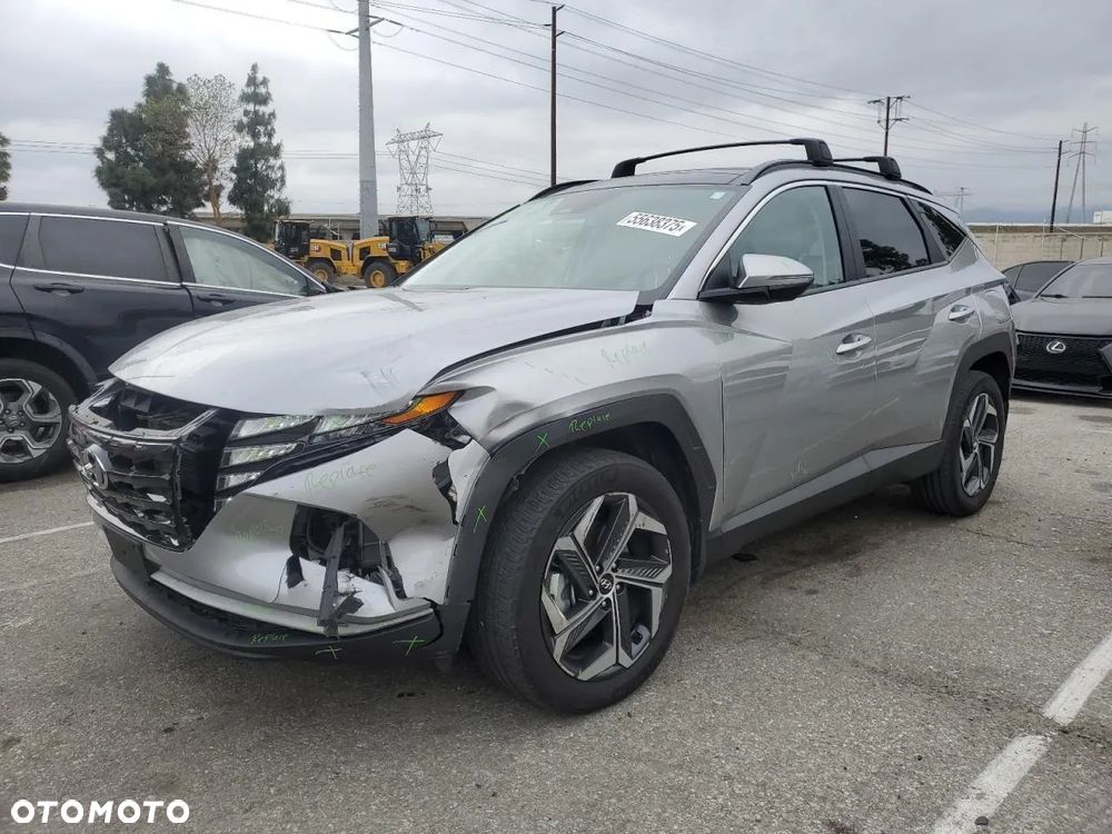 Hyundai Tucson - 2