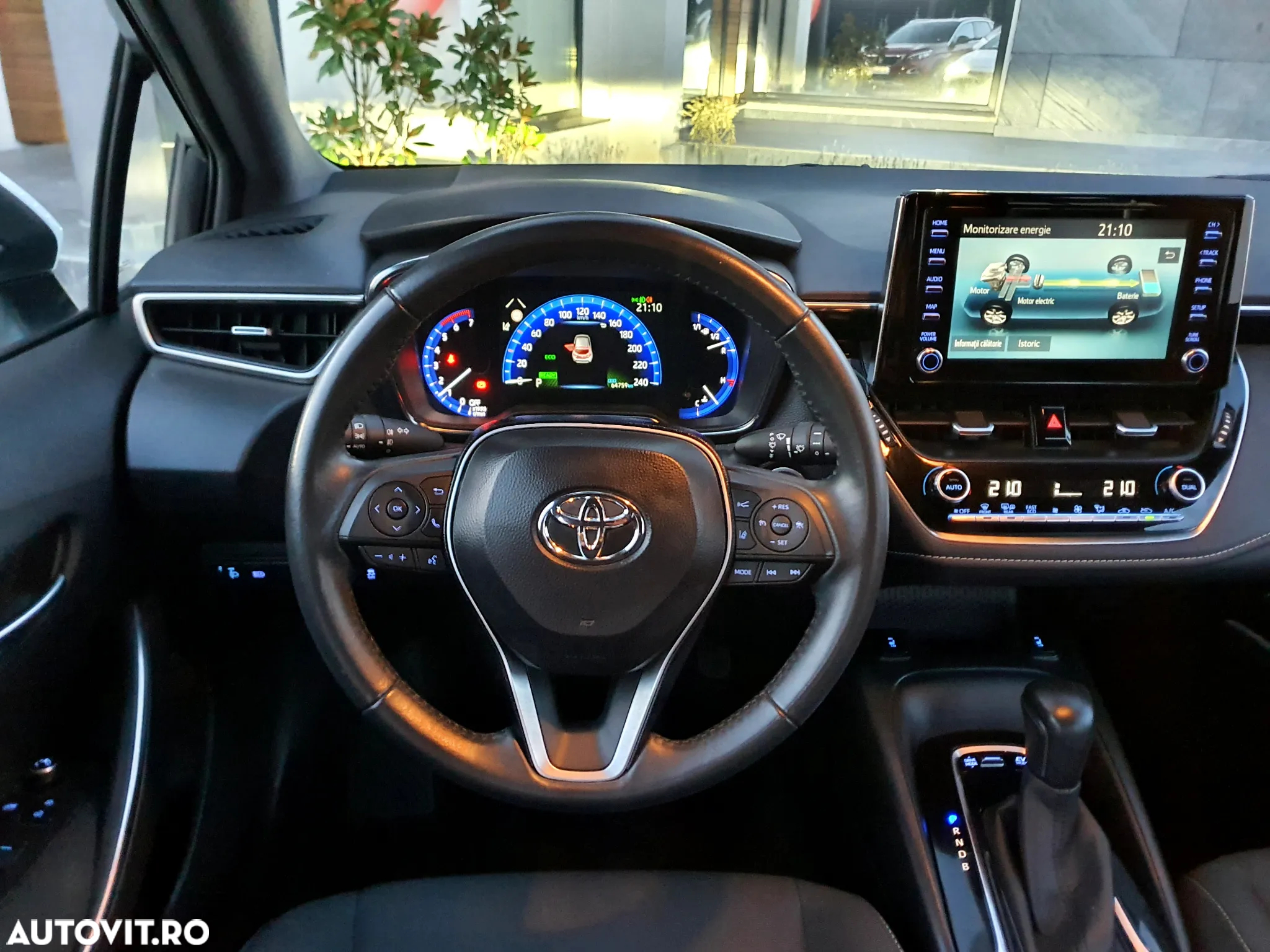 Toyota Corolla 1.8 HSD Dynamic - 12