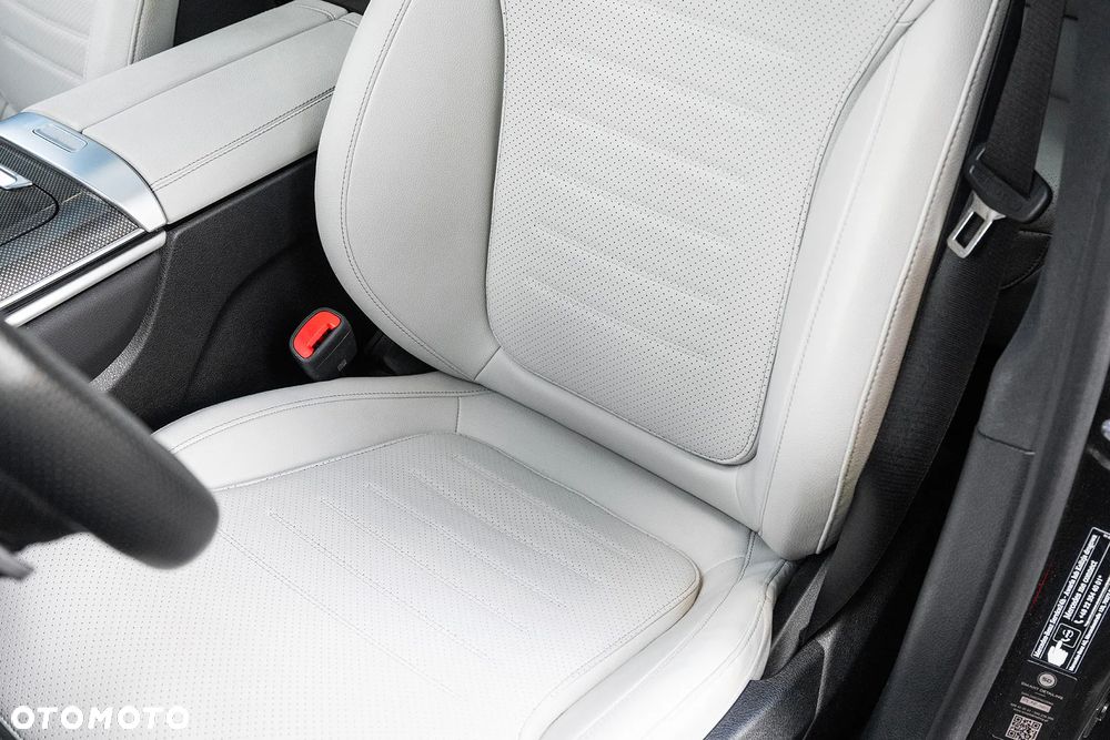 Mercedes-Benz GLC 300 d mHEV 4-Matic AMG Line - 29