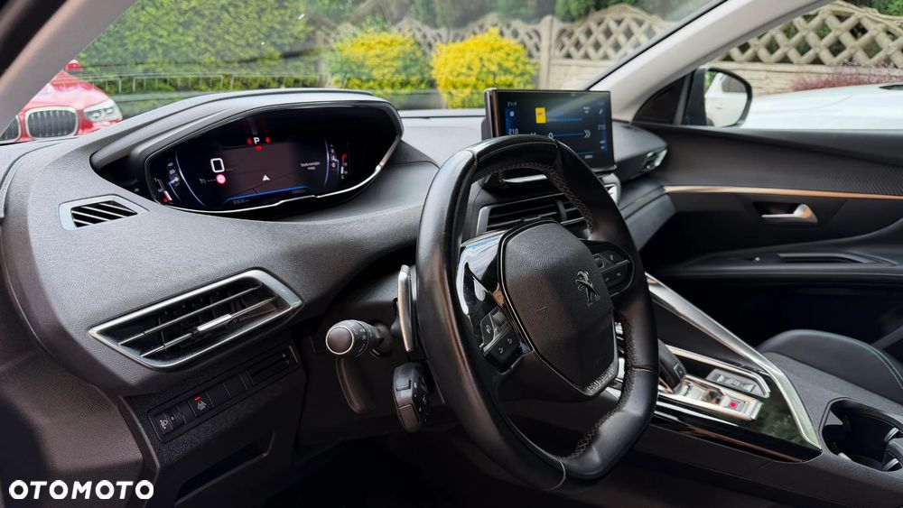 Peugeot 3008 BlueHDi 130 Stop & Start EAT8 Allure - 23
