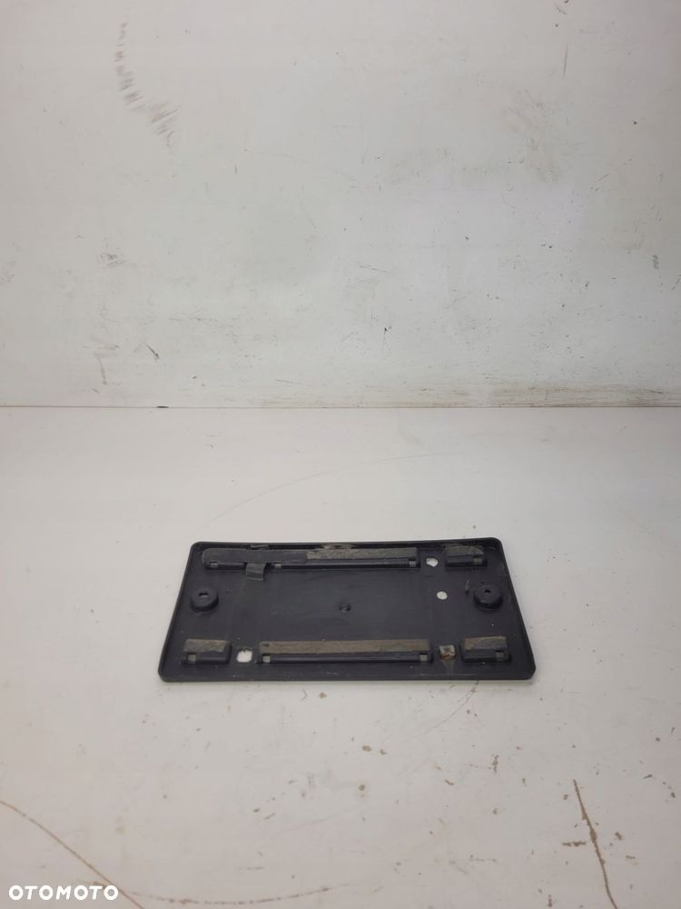 RAMKA TABLICY REJESTRACYJNEJ AUDI A8 A7 4H0827113G - 1