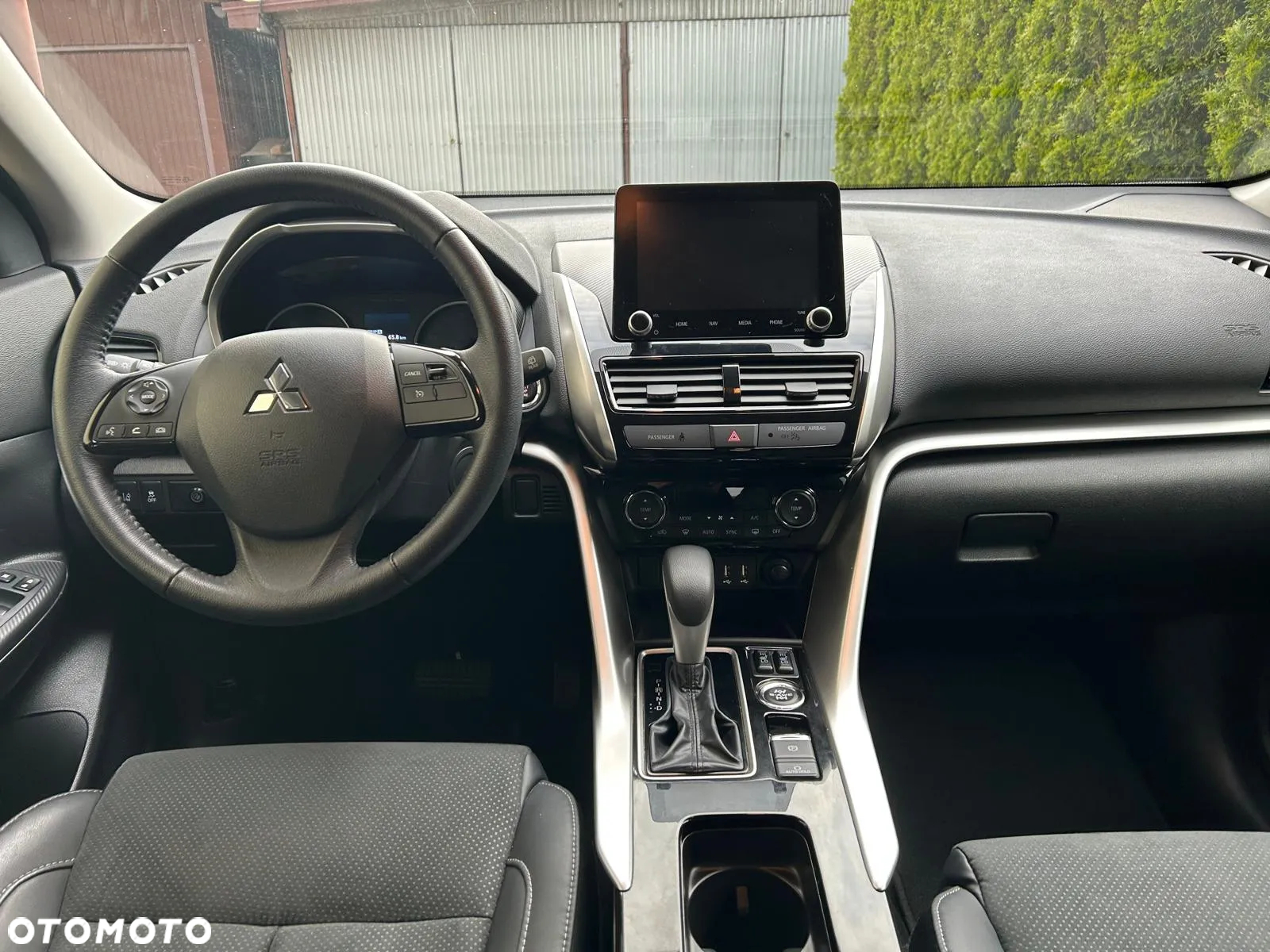 Mitsubishi Eclipse Cross - 18