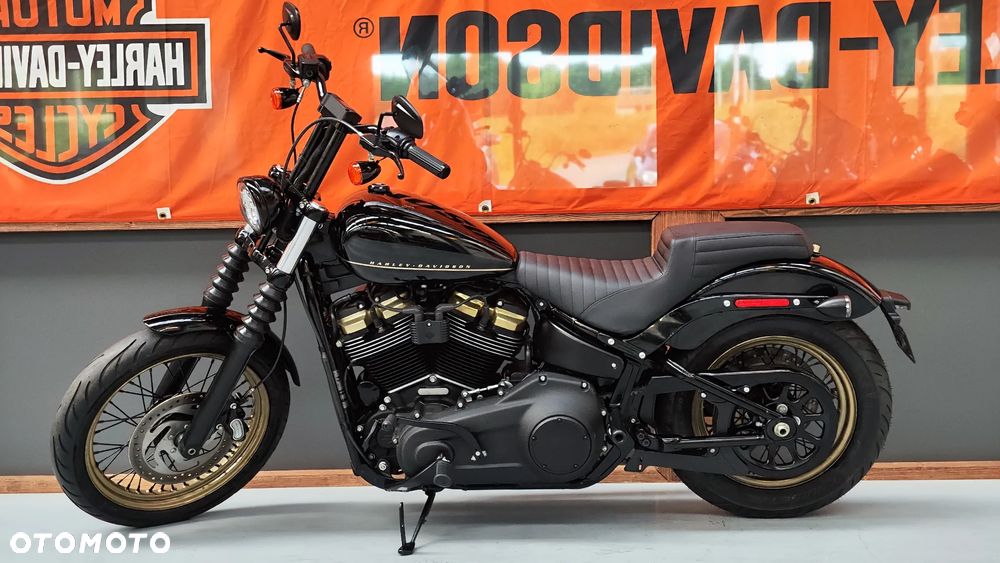Harley-Davidson Softail Street Bob - 5