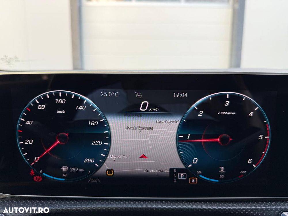 Mercedes-Benz A 180 d Sedan 7G-DCT Progressive - 31