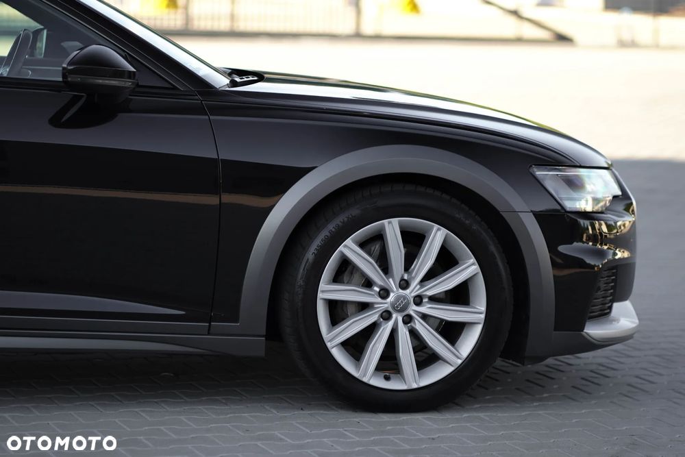 Audi A6 Allroad - 33
