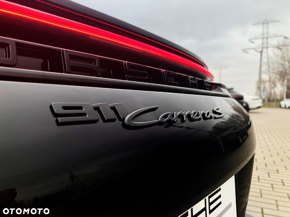 Porsche 911 - 33