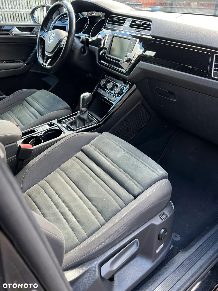 Volkswagen Touran 1.4 TSI (BlueMotion Technology) DSG Highline - 11