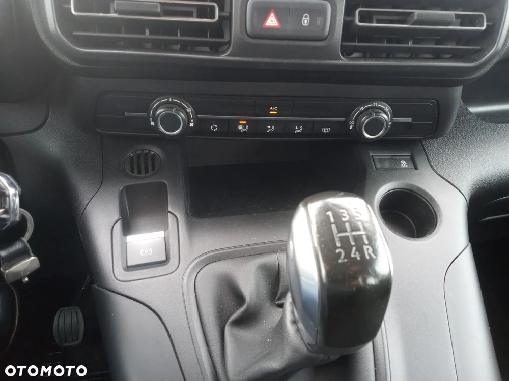 Opel Combo 1.5 CDTI Enjoy S&S - 15