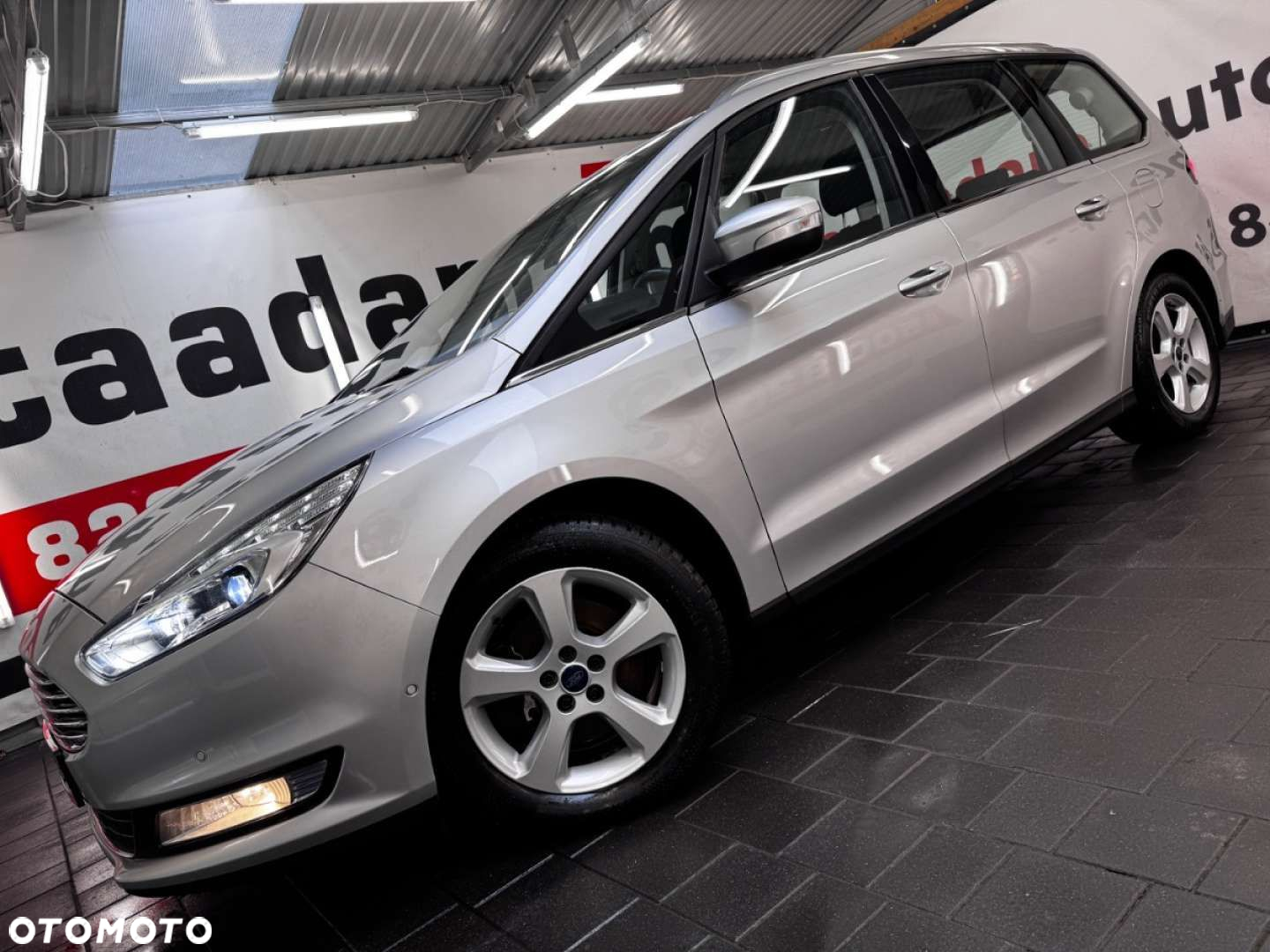 Ford Galaxy - 11