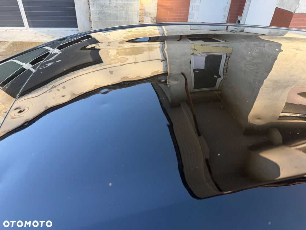 Nissan Micra 1.0 Visia Plus - 33