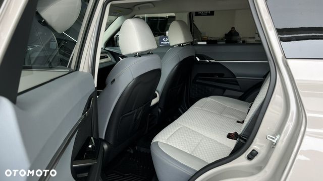 SsangYong/KGM Torres - 10